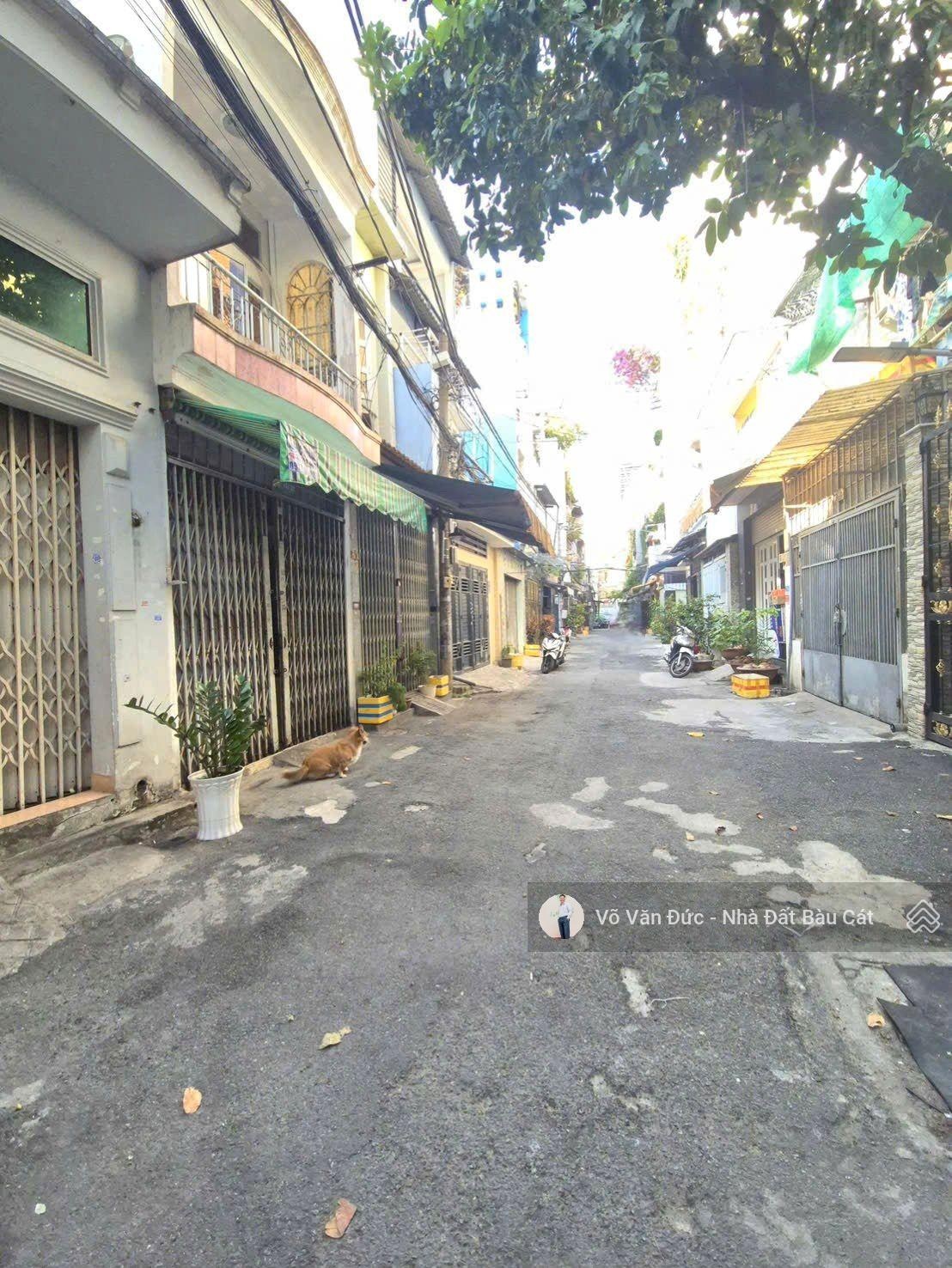 Bán nhà hẻm xe hơi đường Ni Sư Huỳnh Liên, P10, Tân Bình. DT 3.5x9. Trêt+ lửng. Giá rẻ nhỉnh 4 TỶ