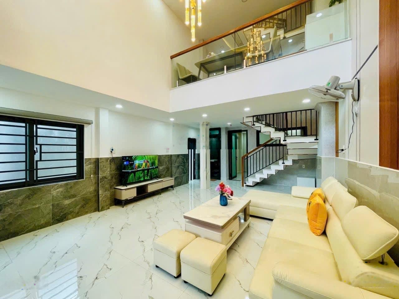 Bán gấp nhà đường Cư Xá Lữ Gia-Q11 giá 3tỷ670/79,3m2. Gần THCS Lữ Gia. Cho thuê được 24 tr