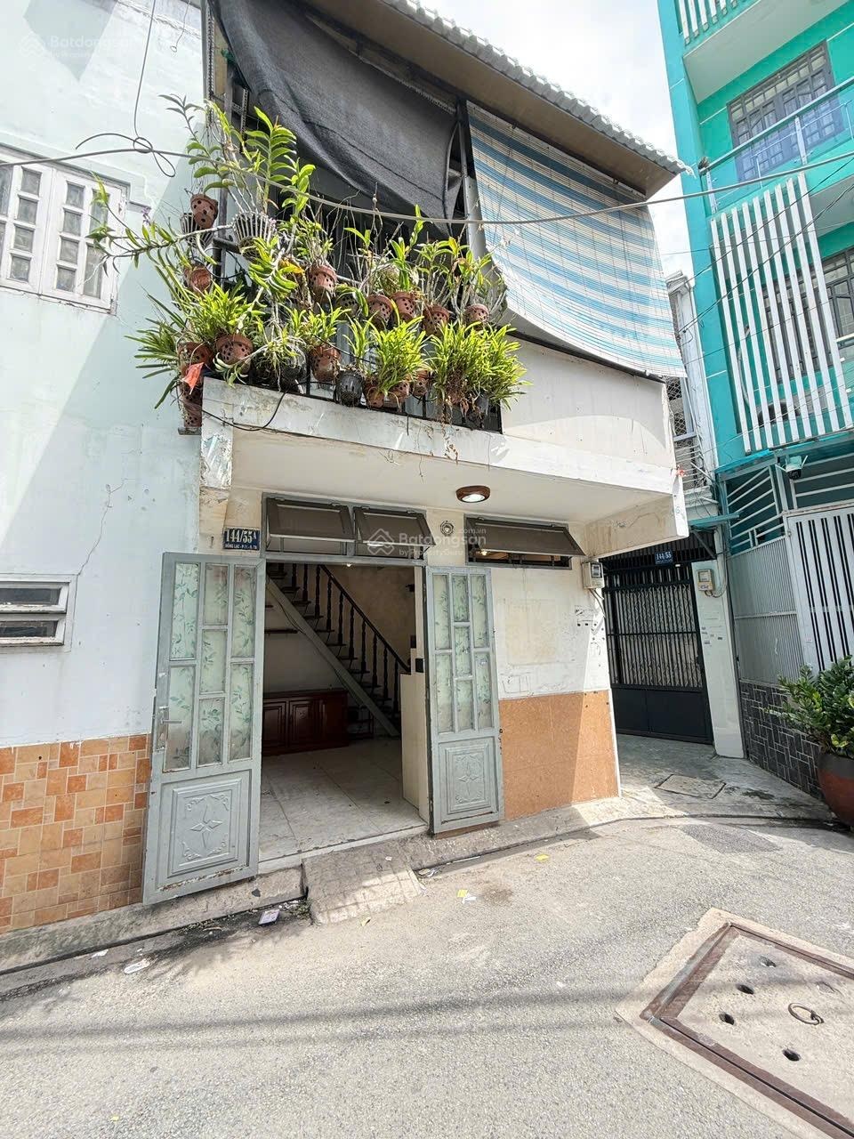 BÁN NHÀ 144/55A Hồng Lạc P.11 Quận Tân Bình giá 3,1 TỶ TL