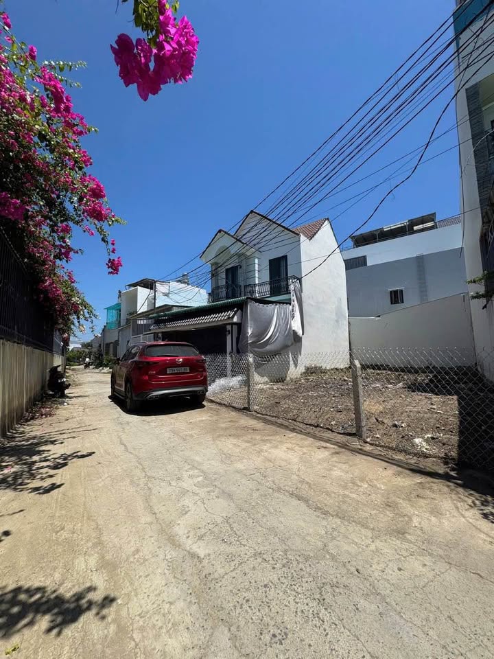 Bán đất tại Vĩnh Châu, Vĩnh Hiệp, nay là phường Tây Nha Trang, giá 3.3 tỷ