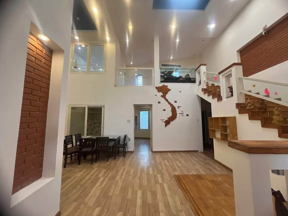 Bán nhà hẻm Cách Mạng Tháng Tám, nở hậu 9.5m, full thổ cư, chỉ 1.63 tỷ