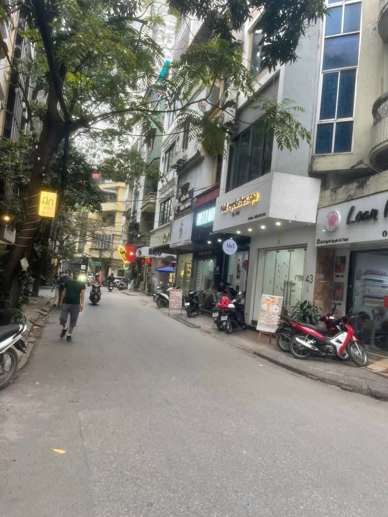 Bán nhà Nguyễn Chí Thanh - Nguyên Hồng, Hà Nội, giá 15 tỷ