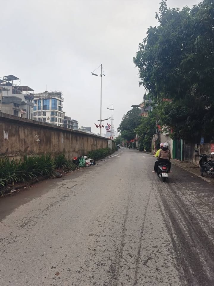 Bán nhà đẹp Thụy Khuê, 40m2, phân lô, dân xây chắc chắn, giá 7.6 tỷ