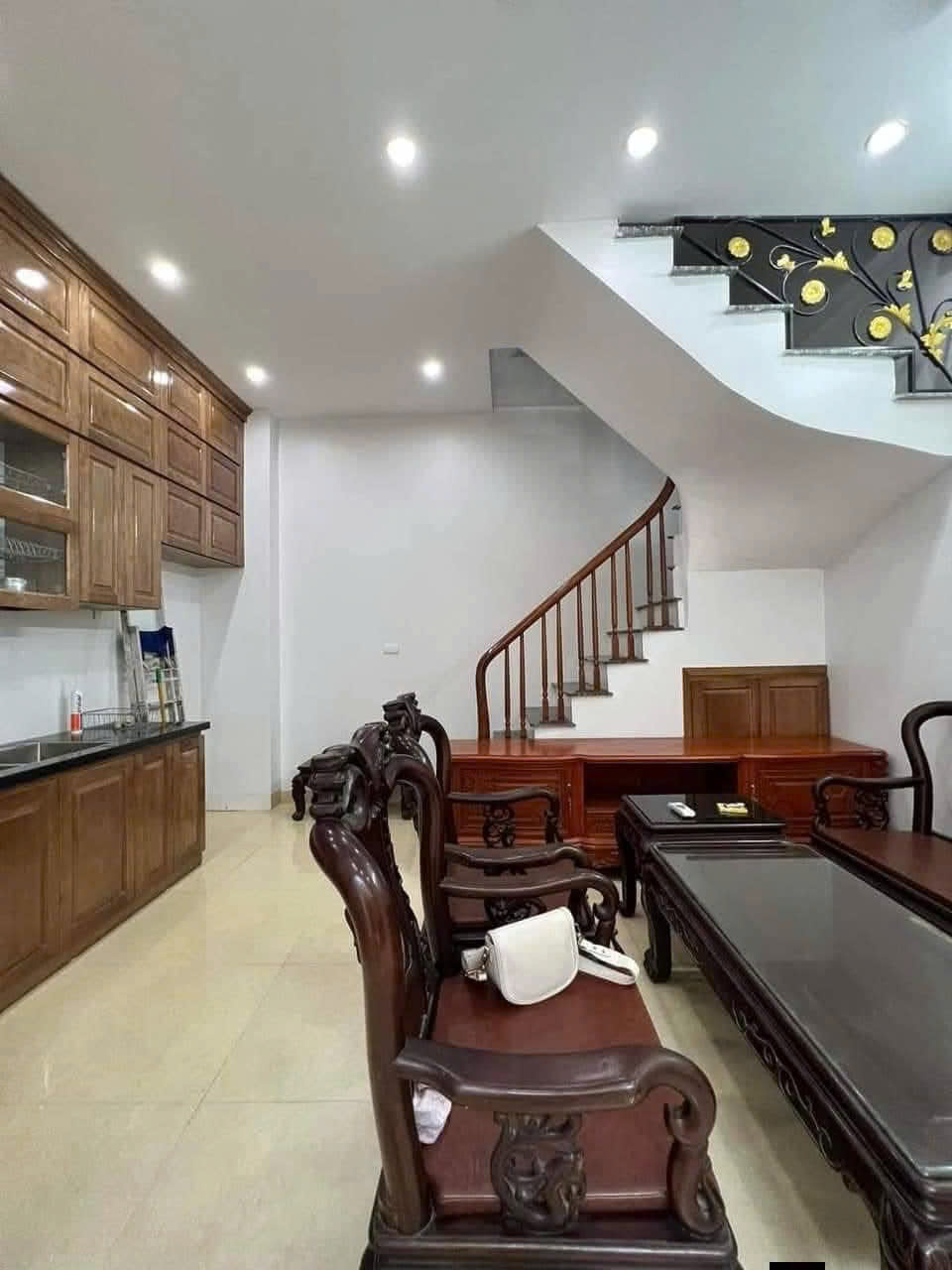 Bán nhà Tứ Hiệp, nhà dân xây, giá mềm dễ chốt