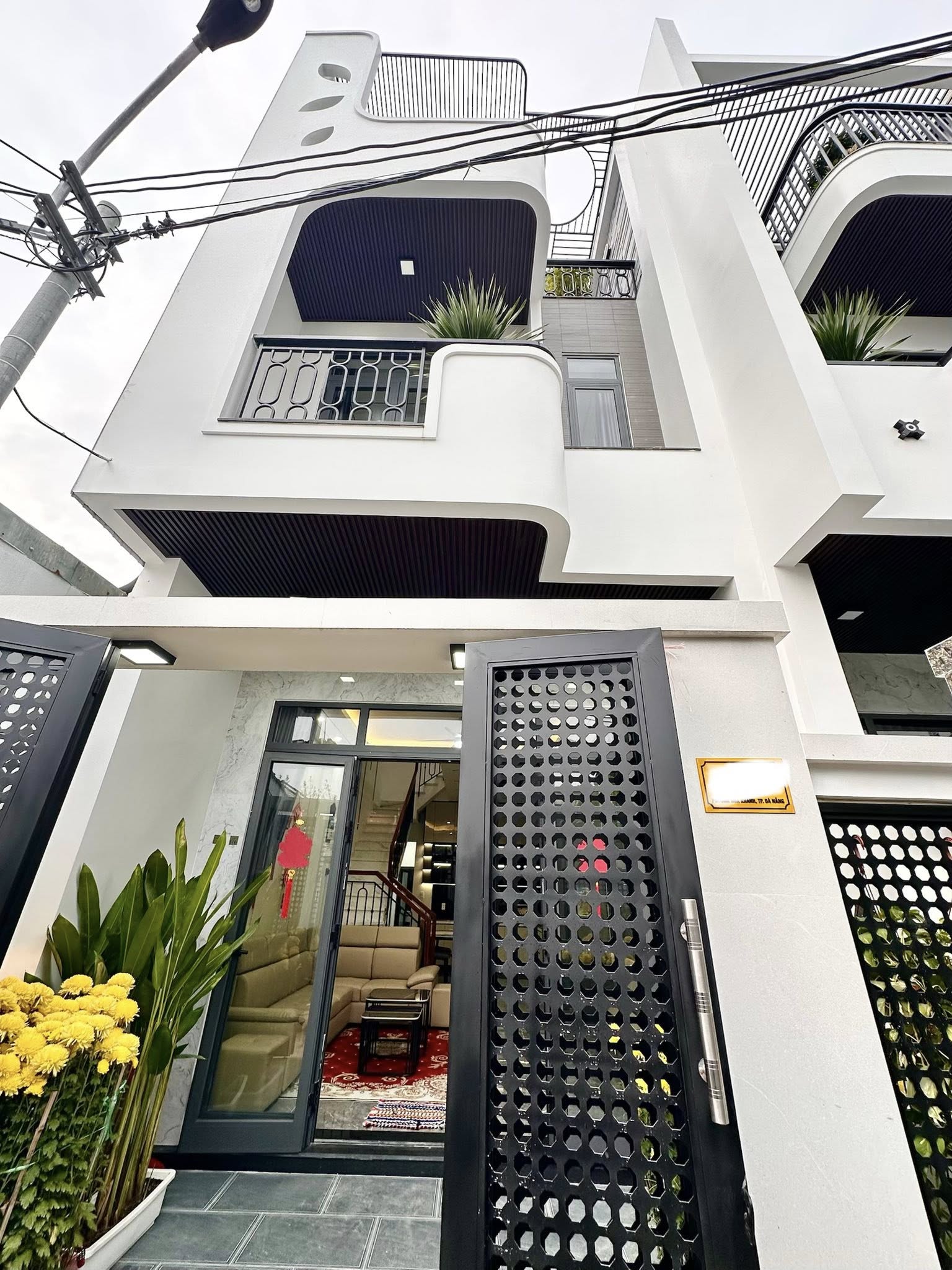 Cần bán nhà 3 tầng 3 mê kiệt Ngô Chân Lưu, cách đường chính chỉ 20m