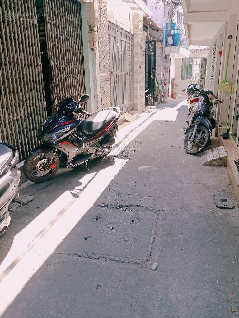 Bán nhà riêng tại Năm Châu, 5,5 tỷ, 78,5m2, 2PN, 2WC, pháp lý đầy đủ