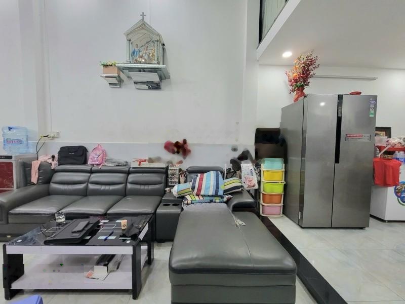 Nhà Nguyễn Phúc Chu, hẽm oto, sổ A4, gần mặt tiền, Tương lai lô góc 2 MT lộ giới ít, 49,5m2, 5.4 tỷ