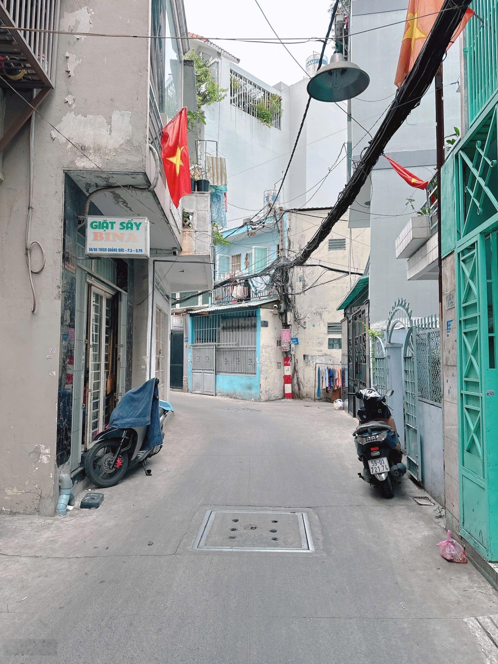 Hẻm ô tô thông thích quảng đức (24m2) 4 tầng khu dân trí cao