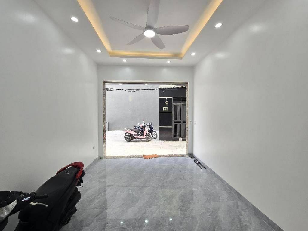 Bán nhà ngay trường cấp 3 Đông Mỹ, Nam Phù