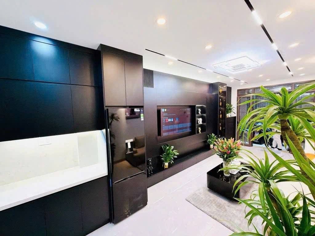 Bán nhà ở Hai Bà Trưng, Hà Nội, ngõ thông, nông