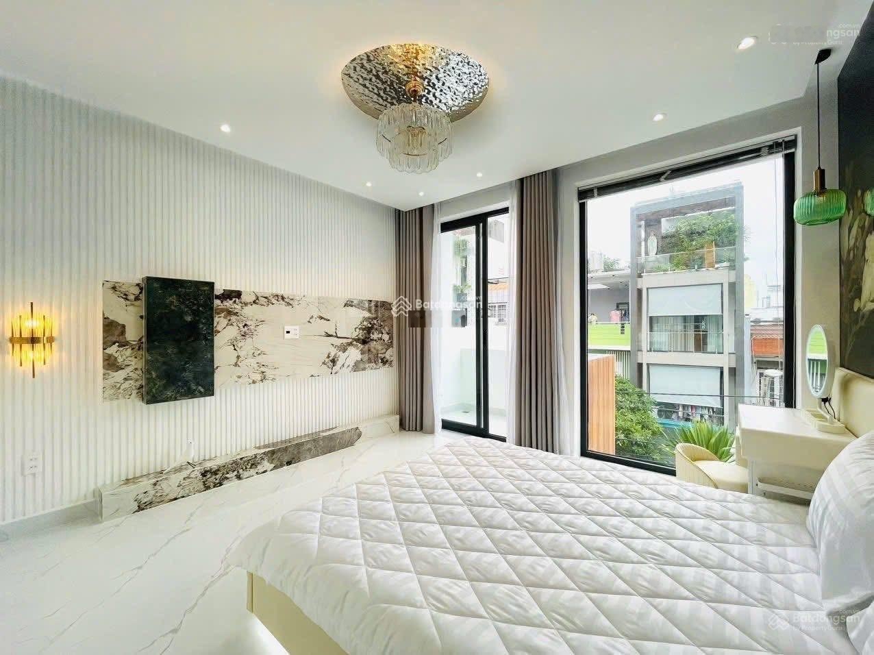 Hàng hiếm Phú Nhuận, đầu tư ngay nhà Trần Huy Liệu, P11 Phú Nhuận, 66m2, 3tỷ390tr, sổ hồng riêng