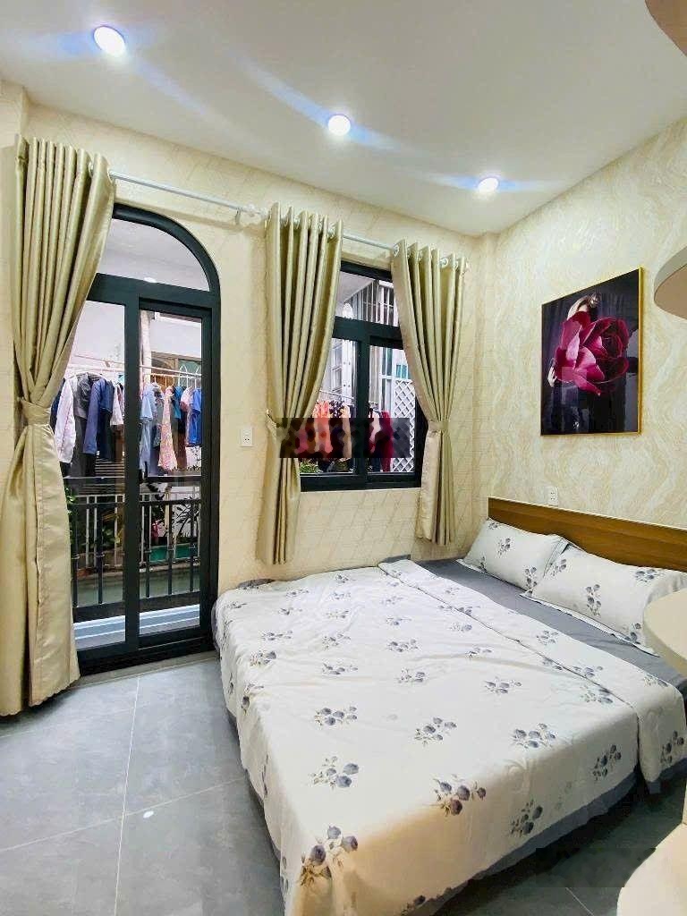 Siêu hấp dẫn chủ kẹt tài chính bán Nhà Nguyễn Thị Tần Q8 28,6m2/2,25 tỷ còn thương lượng, 2PN SHR