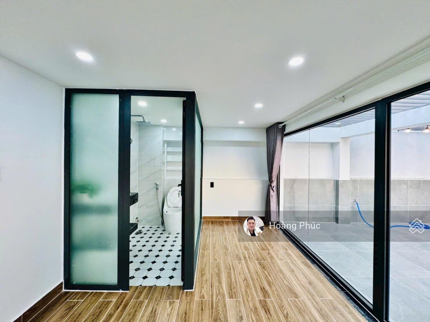 DT 80m2 ( 3PN - 4NVS ) đúc 4 tấm, giá 3Tỷ350, Lê Đại Hành - Quận 11, vài phút đến Lottemart Quận 11