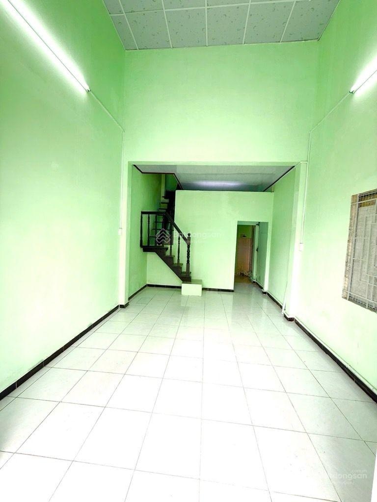 Nhà Âu Cơ Q. 11 hẻm 8m như MT 3.5x13m, có dòng tiền 9tr/tháng, giá 5.X tỷ