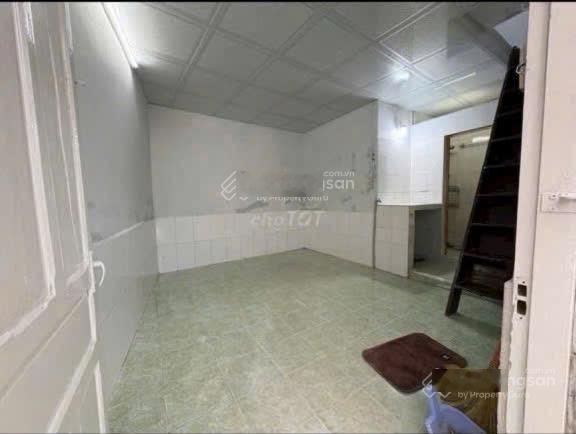 Hơn 3 tỷ có ngay nhà 2 tầng Full sử dụng ngay TT Phú Nhuận gần sân bay, giáp quận 1, 3, DTSD 32m2