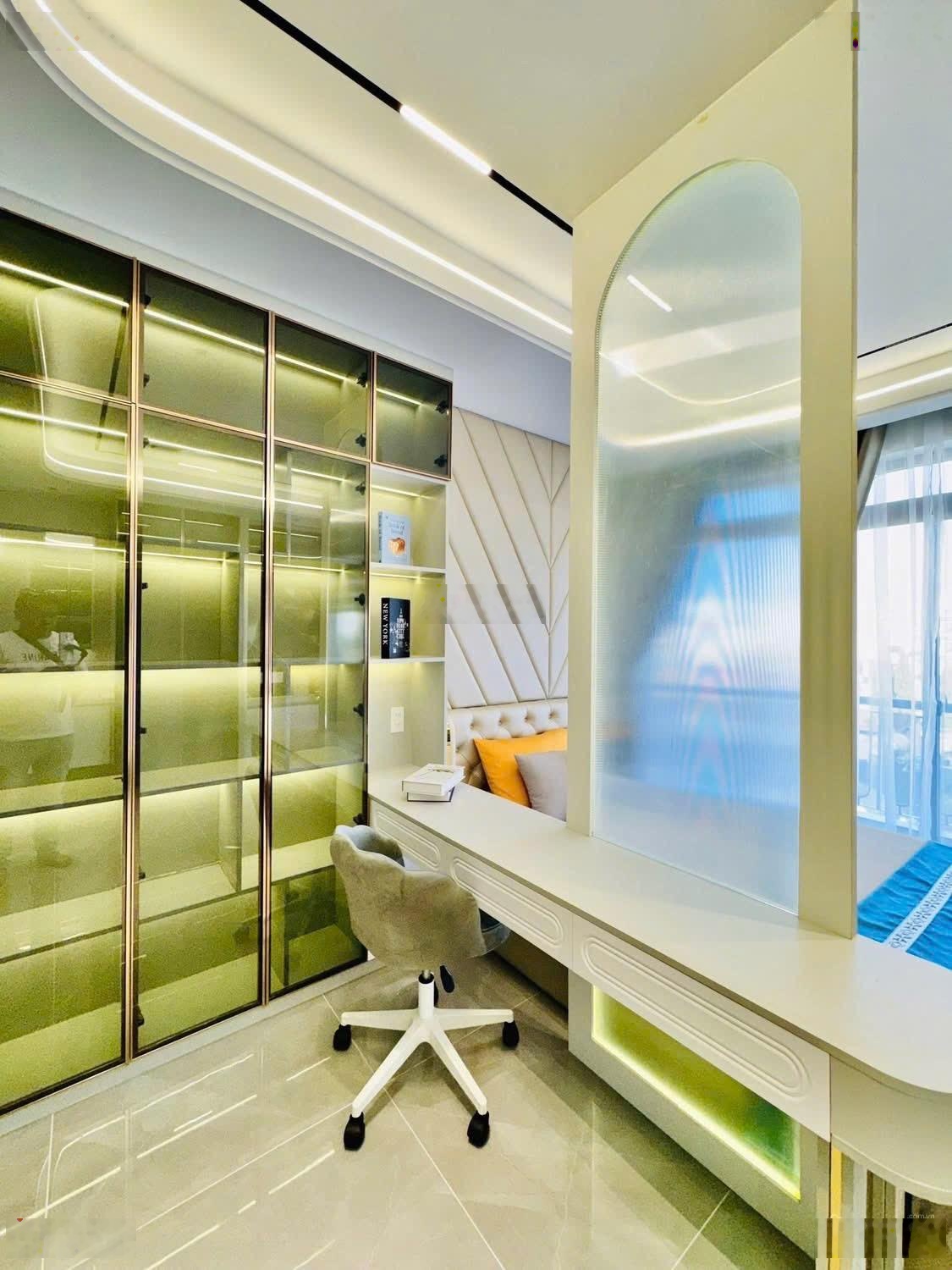 Nhà huỳnh văn bánh p15 phú nhuận 80m dòng tiền 21tr/tháng giá chỉ 2 tỷ 850 hẻm 6m sổ hồng riêng