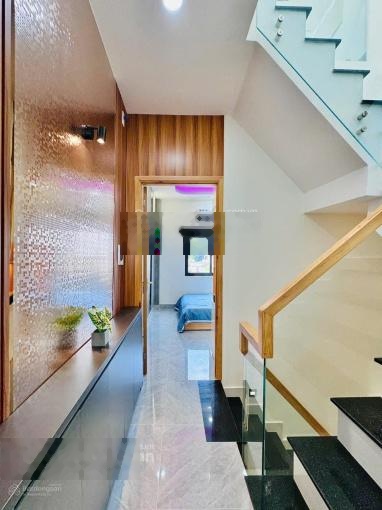 Cô Tám cần tiền, bán gấp căn nhà Đường Ký Hoà, Quận 5, 68.8m2, 3tỷ770tr, sổ riêng, tiện cho thuê