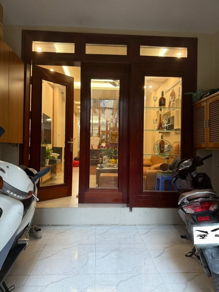 Bán nhà Hoàn Kiếm, Hà Nội, diện tích 52m2, 5 tầng, giá 13.5 tỷ