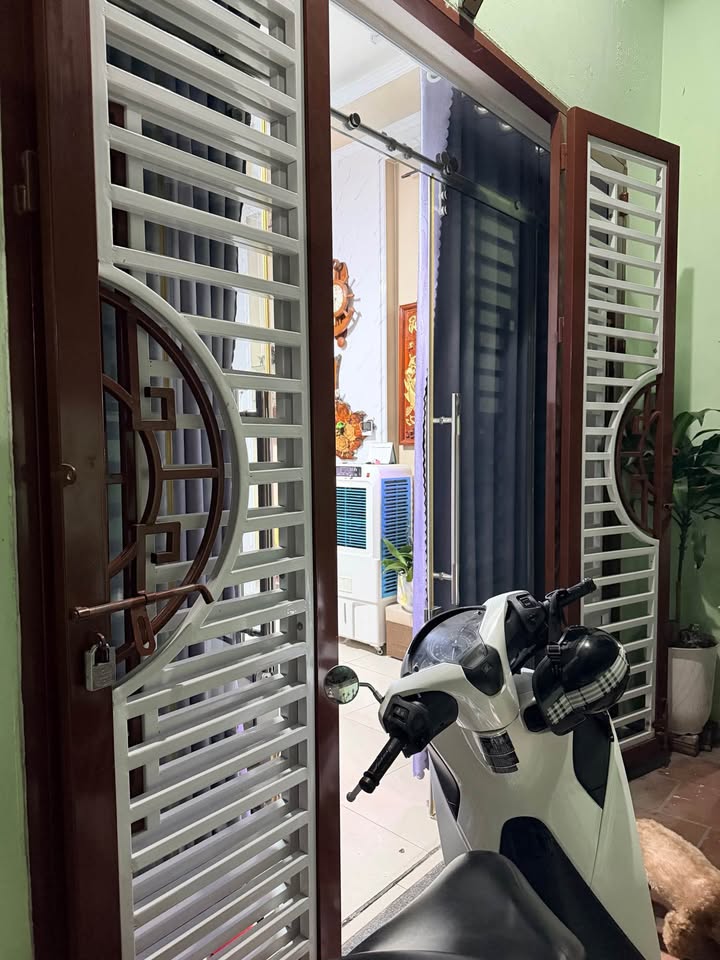 Chính chủ bán nhà 3.5 tầng tại ngõ 213 Phủ Thượng Đoạn, Hải An, Hải Phòng