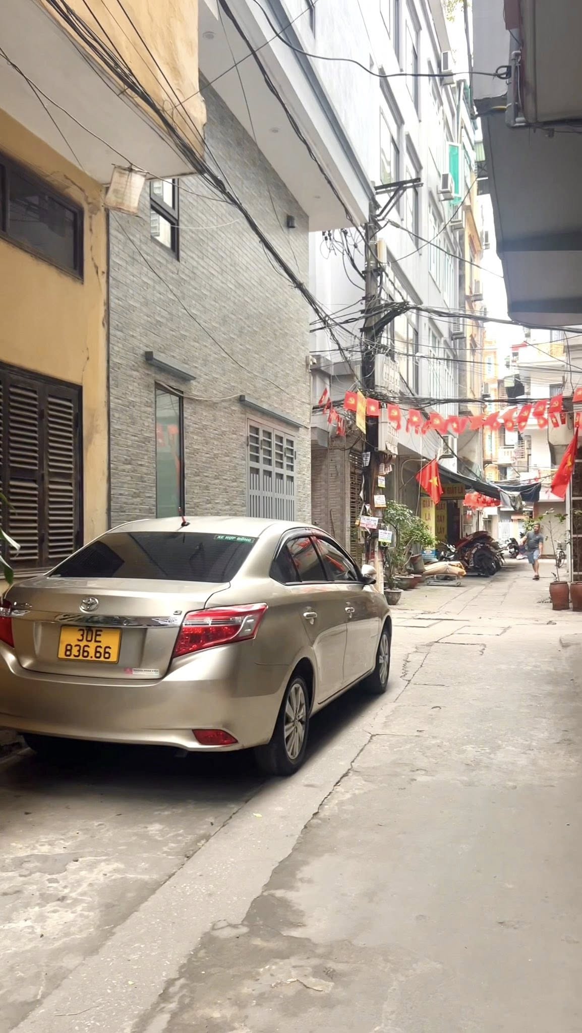 Bán nhà Đền Lừ, ô tô đỗ cửa, chỉ 5m ra đường ô tô tránh nhau, giá chào 8 tỷ