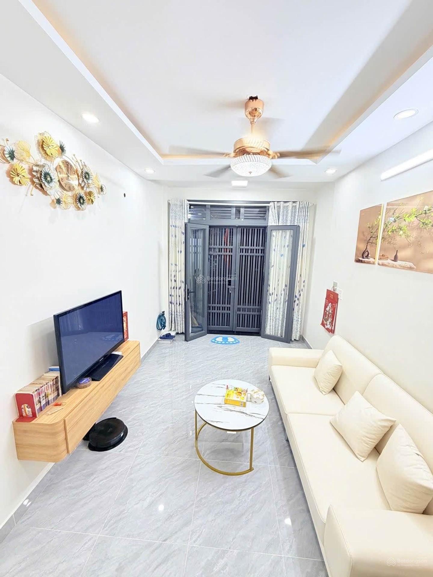 Siêu phẩm hxh tân bình, 30m2, 2 tảng 2pn, sô a4 hoàn công đủ, giá 4,15 tỷ tl.