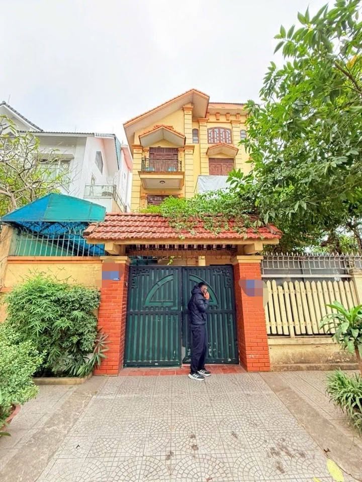 Bán biệt thự Đại Kim, phân lô vỉa hè, lô góc, dân trí cao, giá 36 tỷ