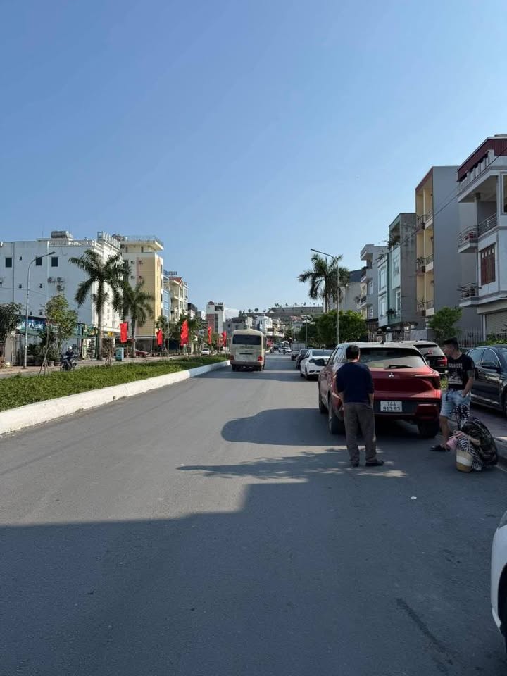 Bán nhà riêng thành phố Hạ Long, tỉnh Quảng Ninh, giá 8 tỷ