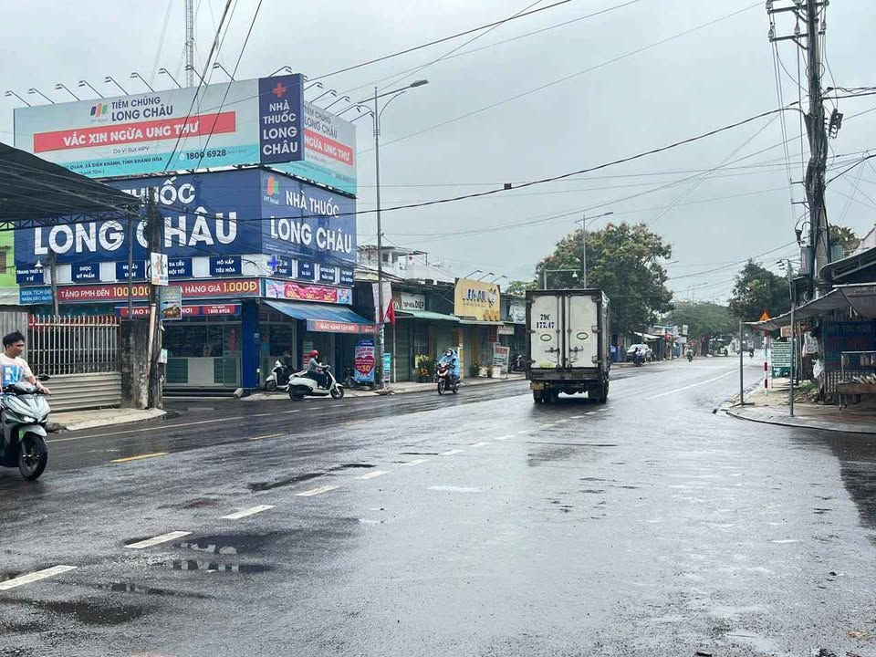 Bán đất lô góc 2 mặt tiền đường nhựa trung tâm xã Diên Điền, giá 1.65 tỷ