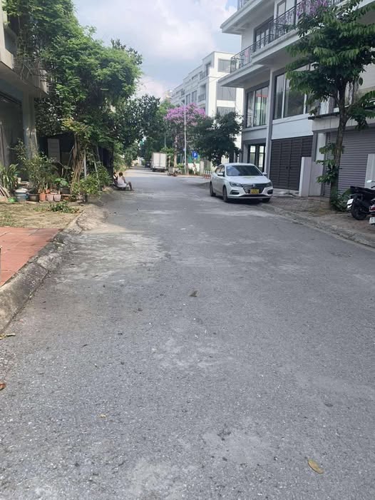 Bán đất huyện Gia Lâm, thành phố Hà Nội, giá 140 triệu/m2