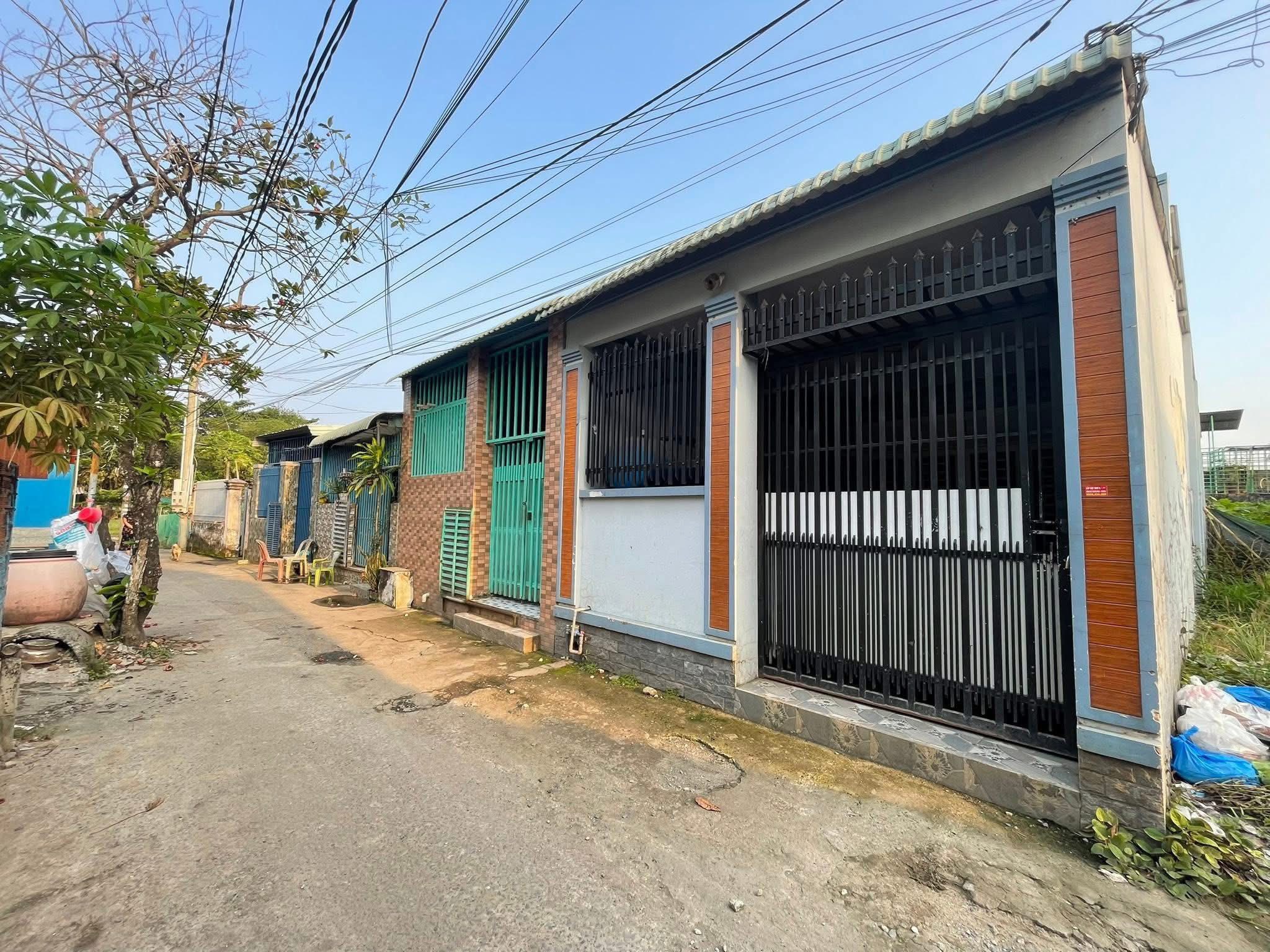 Cần bán nhà 93m2 full thổ cư, 2 phòng ngủ, giá 2,95 tỷ tại xã Đại Phước