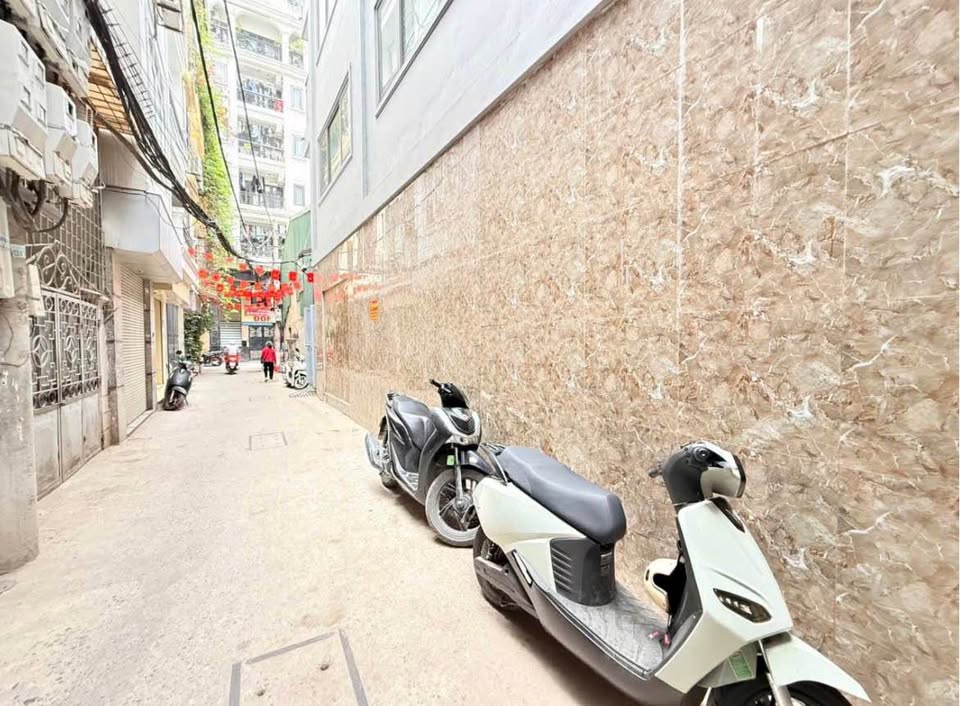 Bán nhà dòng tiền Tây Tựu, 35m2, 5 tầng, 8 phòng ngủ