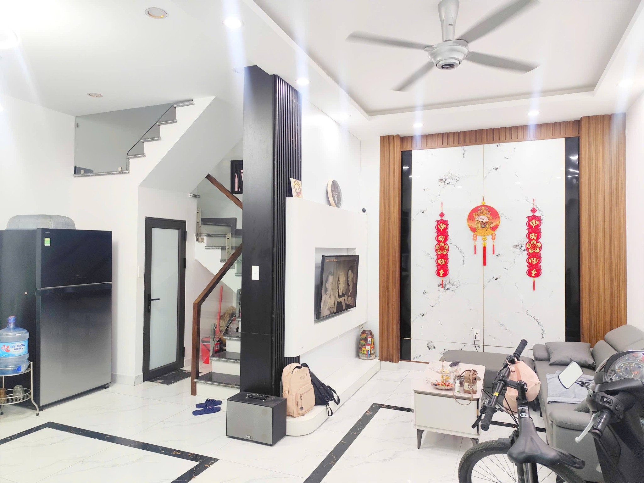 Bán nhà tại ngõ 229 Miếu Hai Xã, Lê Chân, lô góc thoáng, giá 2.45 tỷ