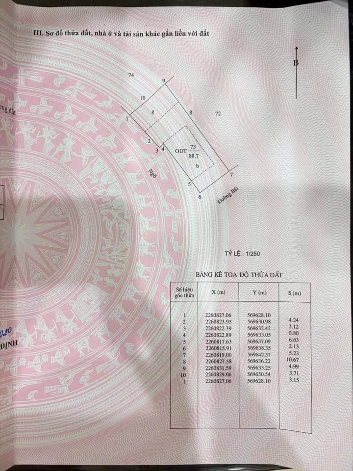 Bán đất tặng nhà mặt đường Bái, vị trí trước mặt là Hồ Truyền Thống thoáng mát, kinh doanh buôn bán tốt, giá 6.2 tỷ