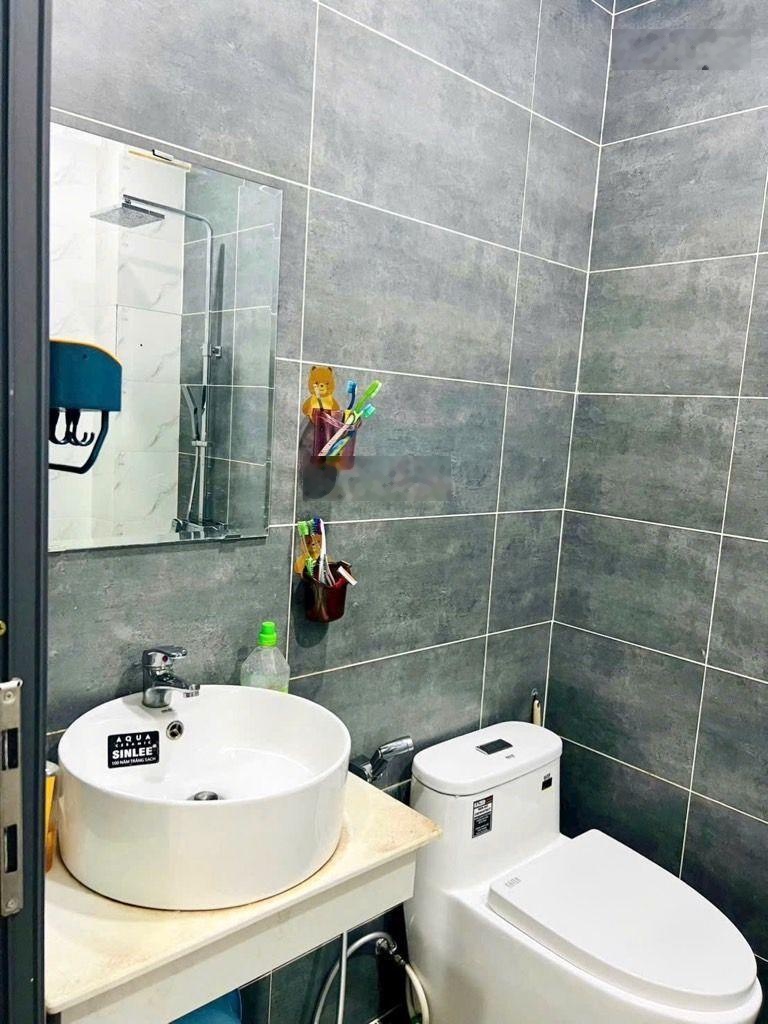 Tân Bình 5.3 tỷ TL bán nhà hẻm xe tải đường Phan Huy Ích - DT: 3.5x9m 30m2 3 tầng 3PN. 3WC