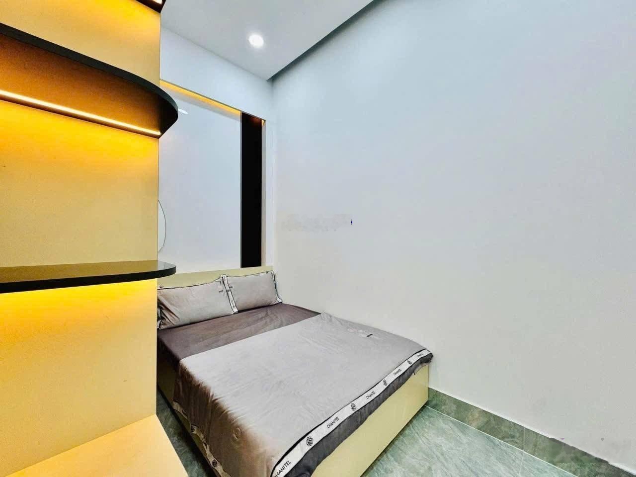 Bán nhà Đặng Văn Ngữ , Phường 13 , Phú Nhuận , khu dân dông đúc , DT 50M2/giá 2tỷ250,LH 0904472779