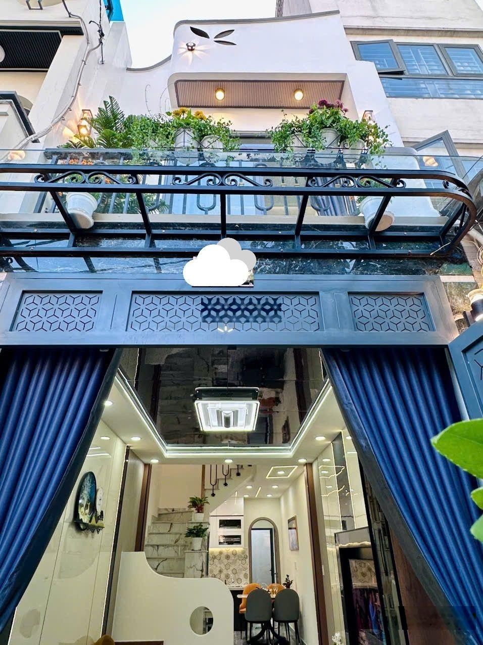 Bán HXH tại Hoàng Bật Đạt, Tặng full nội thất cao cấp hàng hiếm