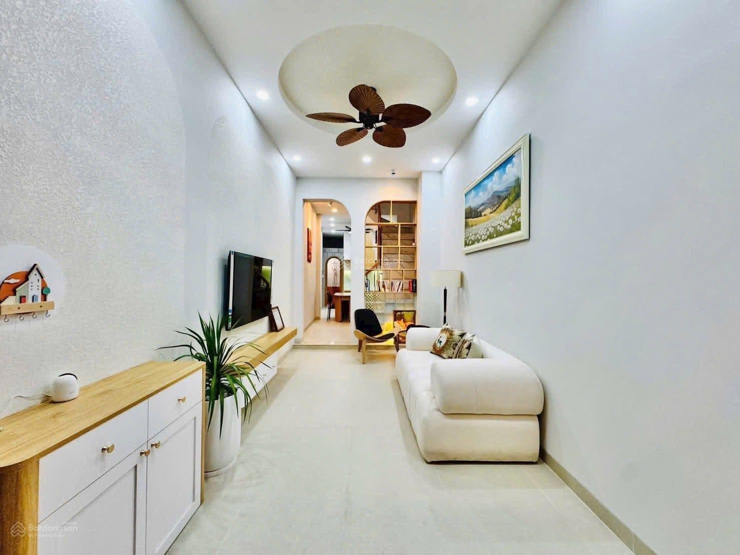 Cần thanh lý căn nhà 1/ Đường Liên Tỉnh 5 Sát Bến Xe Quận 8 giá 810triệu đang cho thuê 7tr/ tháng