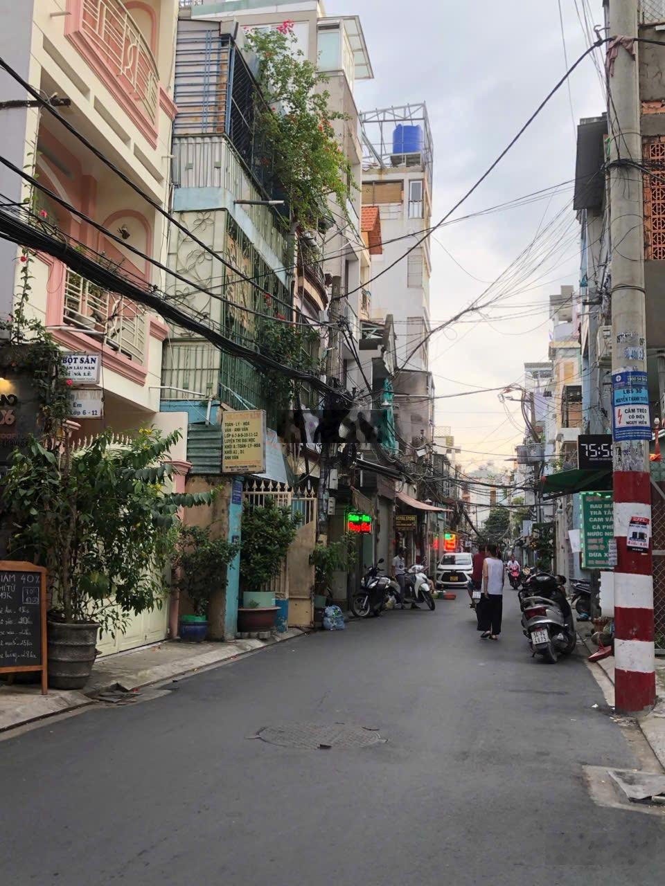 Hoàng văn thụ-lăng cha cả- p2 tân bình | 3.99 tỷ dt: 3x7m (21m) 4 tầng btct, 4pn, 3wc