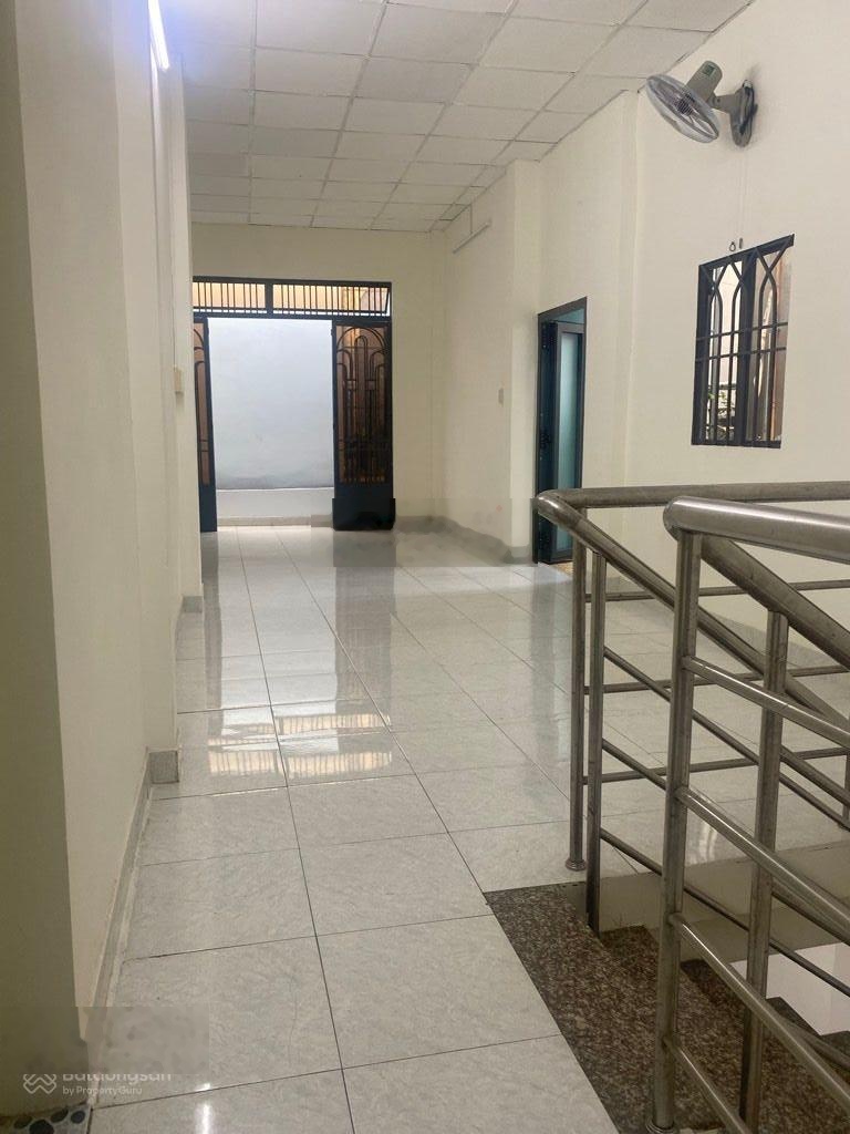 42m2 Hồng Lạc, 3 tầng, 5PN, gần Chợ Tân Bình 3 tỷ 3