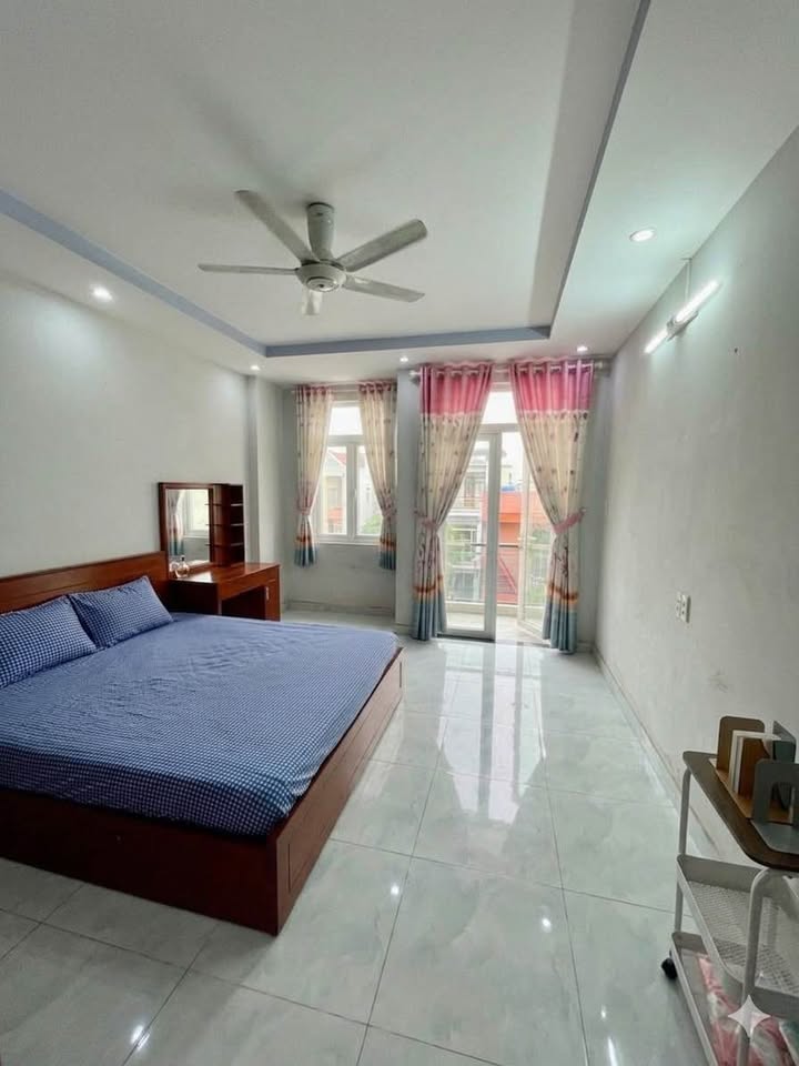 Bán kho bãi, nhà xưởng, khu công nghiệp quận Tân Phú, thành phố Hồ Chí Minh, giá 7 tỷ