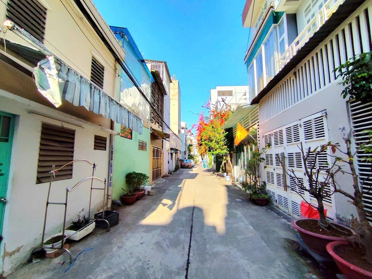 Bán nhà riêng thành phố Nha Trang tỉnh Khánh Hòa, giá 8.5 tỷ