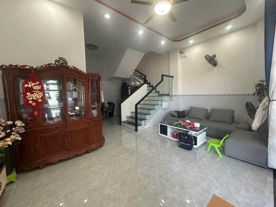 Bán nhà riêng thành phố Quy Nhơn, tỉnh Bình Định, giá 2 tỷ