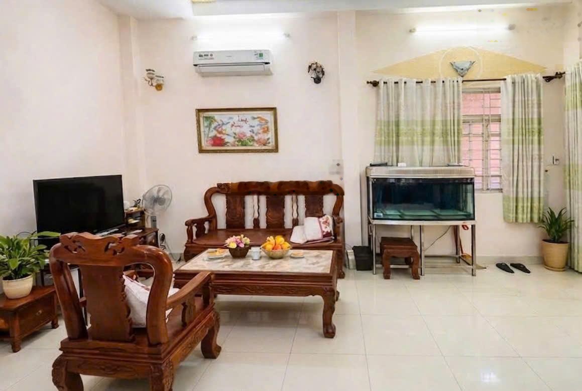 Hơn 5 tỷ có nhà 40m2 - ngay ngã tư bảy hiền - hxh trước nhà thông - gần mặt tiền lớn