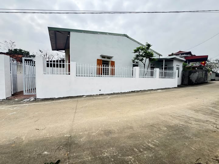 Bán căn nhà siêu xinh tại Linh Sơn – Bình Yên, Thạch Thất cũ, ngõ ô tô tránh