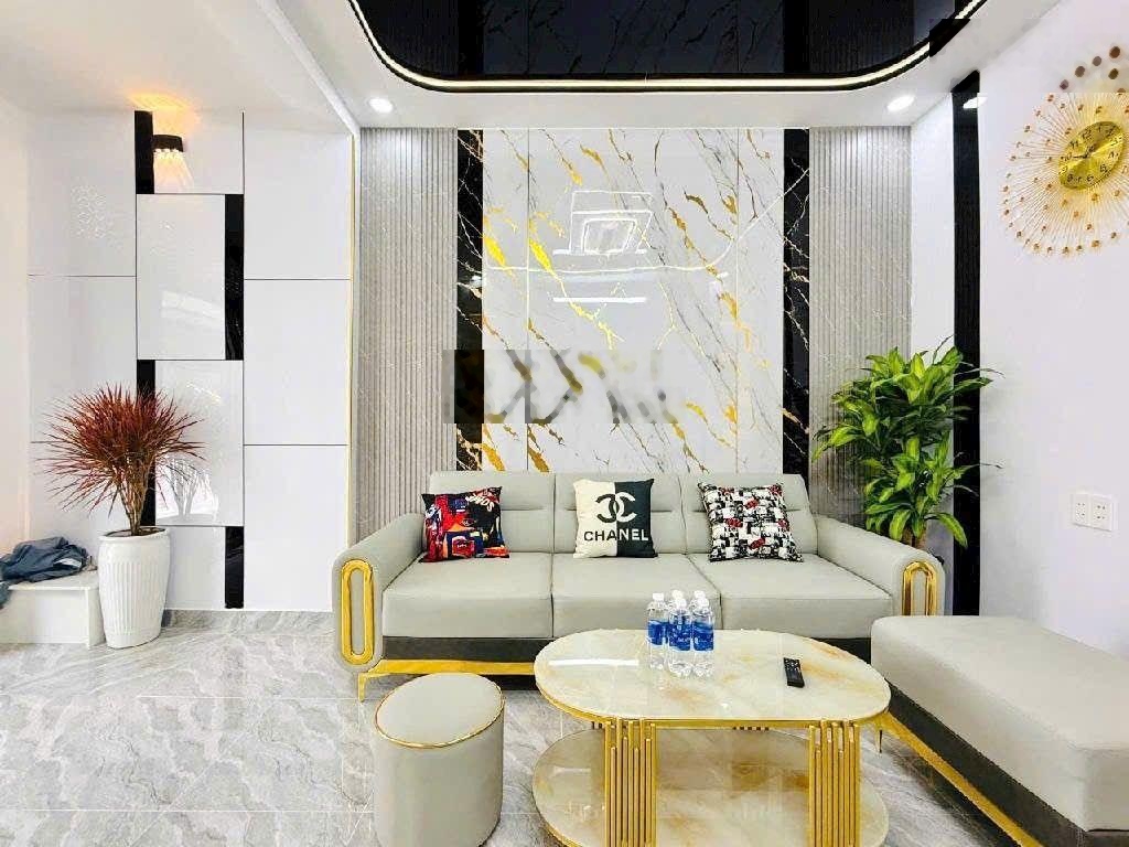 Cần tiền xoay vốn bán ngay nhà Trần Hưng Đạo, Q5 38,6m2 Giá 2 Tỷ850 Triệu 3PN bao sang tên sổ riêng