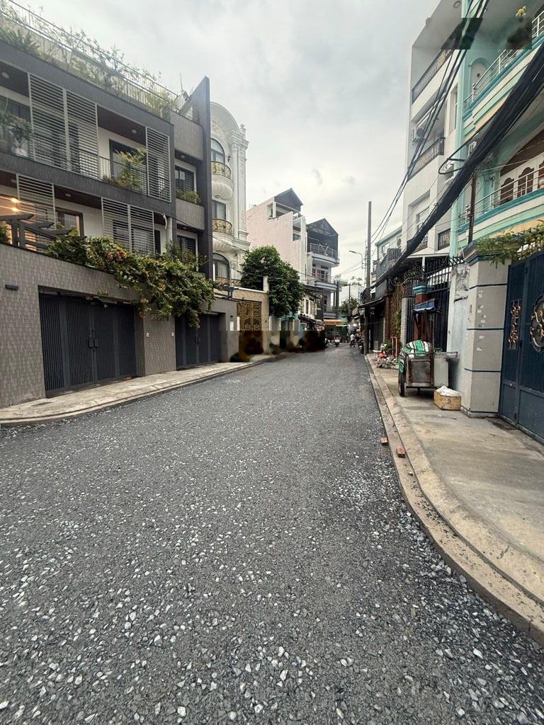 Bán gấp nhà riêng 5,5 tỷ, 70m2 tại Ni Sư Huỳnh Liên, Tân Bình, HCM, chính chủ