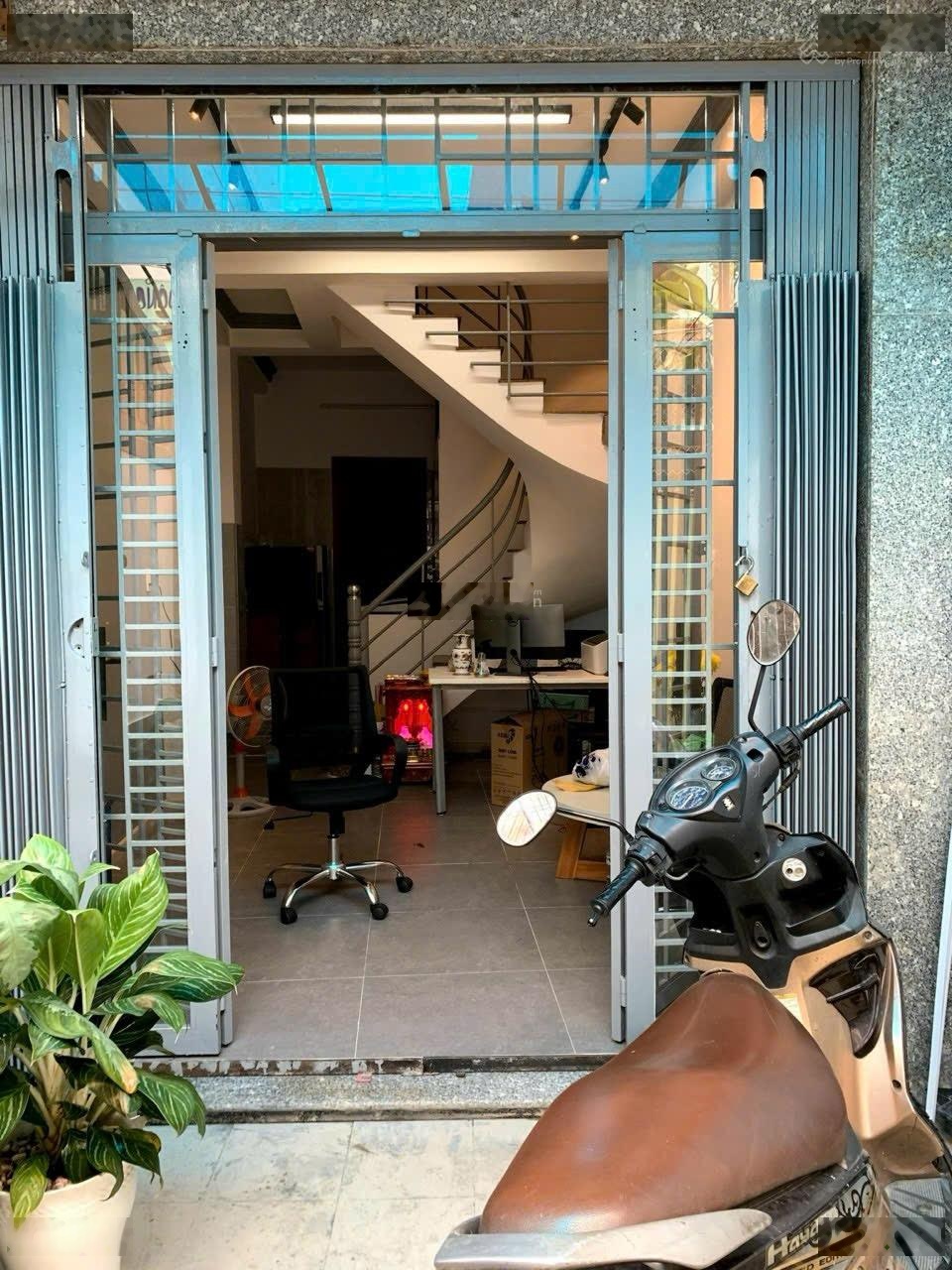 Bán Nhà Tôn Đản Quận 4 - 3 Tầng - 33m2 - 3 Tỷ - 5 Phòng ngủ - Vừa ở vừa cho thuê tăng thêm thu nhập