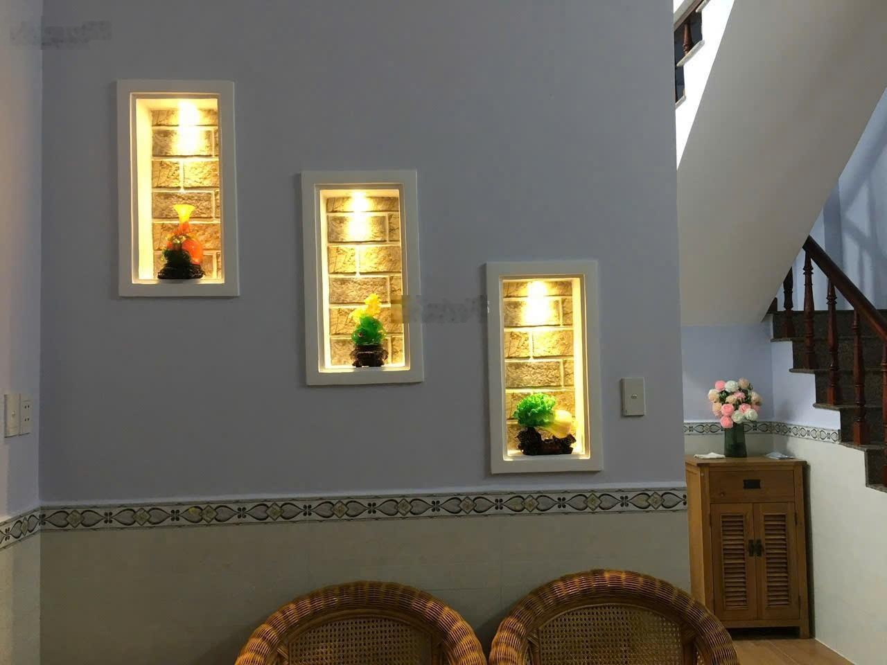 Bán nhà Tân Bình gần MT Lạc Long Quân 4 tầng 30m2 chỉ 4.85 tỷ LH: 0933233236