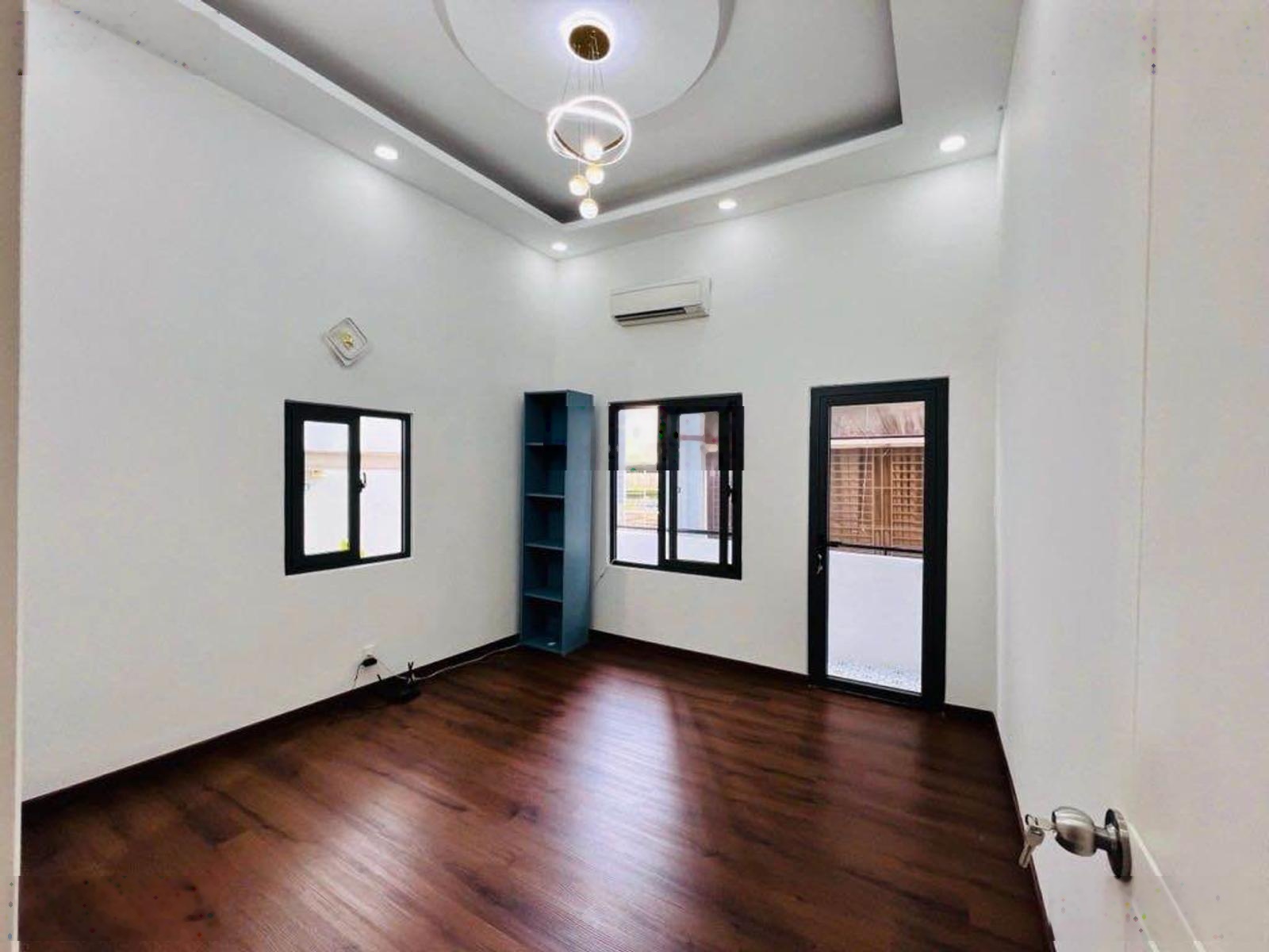 HXH Lạc Long Quân 45m 2PN Nhà mới đẹp Nhỉnh 5.5 tỷ