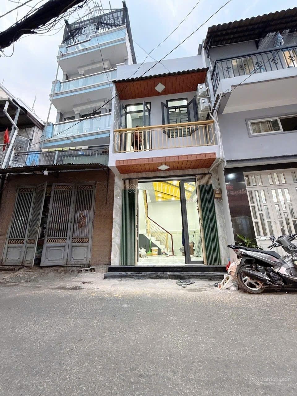 365 ngày mới tìm được nhà 3 tầng vị trí kinh doanh - khu vực giáp Quận 11 - chỉ 3,2 tỷ TL